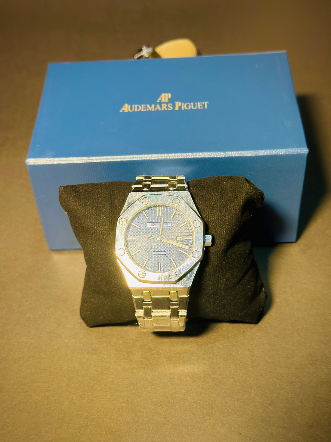 Luxury Royal Oak Watch - Inspired by Audemars Piguet (Premium Replica)